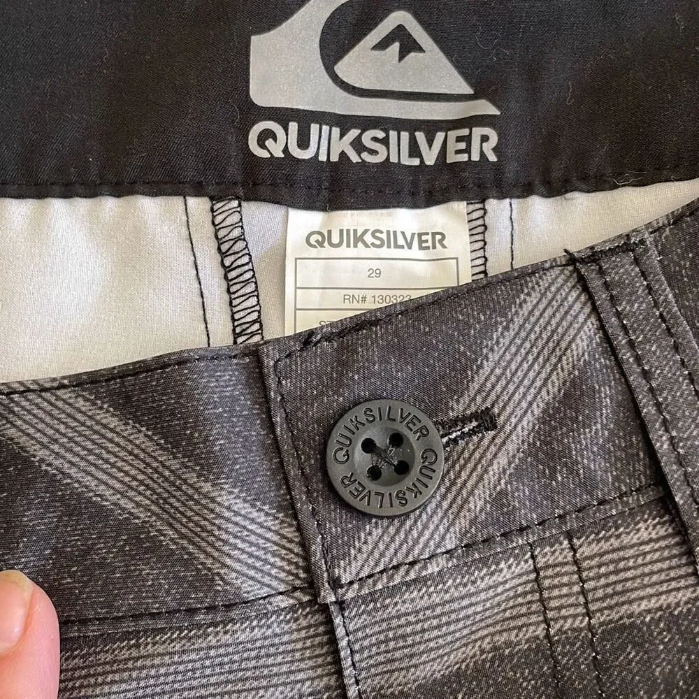 NWOT Quiksilver Charcoal Gray Stripe Amphibian Board Shorts Swim Trunks - Size 2